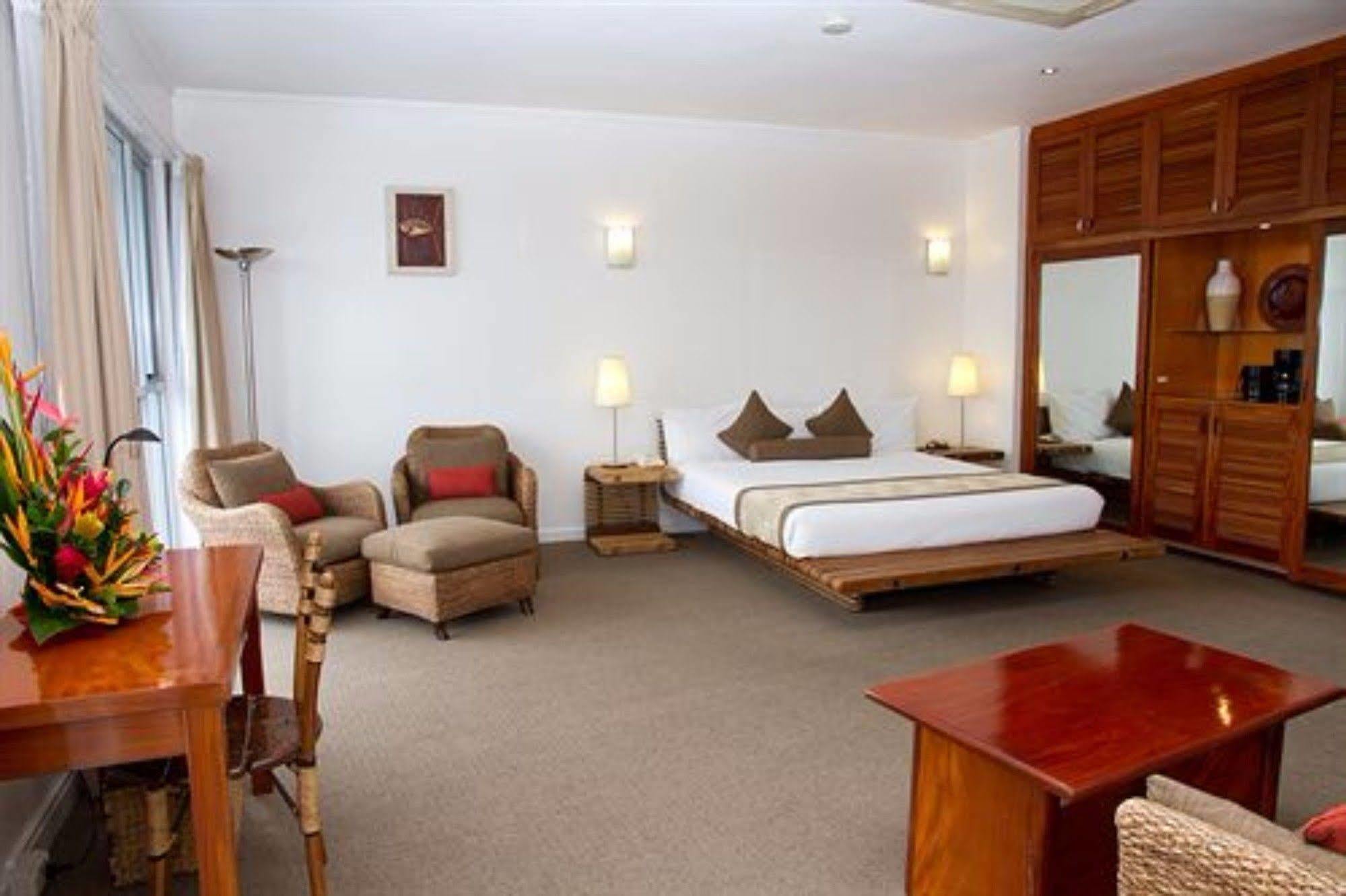 Tanoa Plaza Hotel Suva Exterior photo