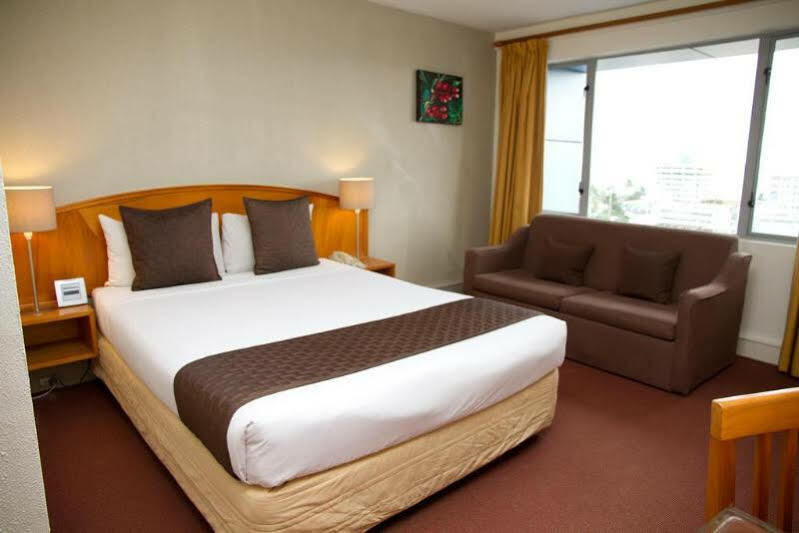Tanoa Plaza Hotel Suva Exterior photo